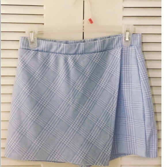 Light blue print mini skort. - Picture 2 of 4